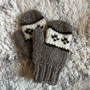 Vintage virgin wool gloves - Made in Canada